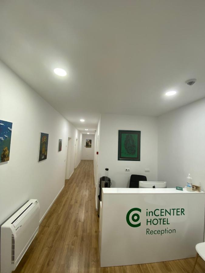 In Center Hotel Tirana Esterno foto